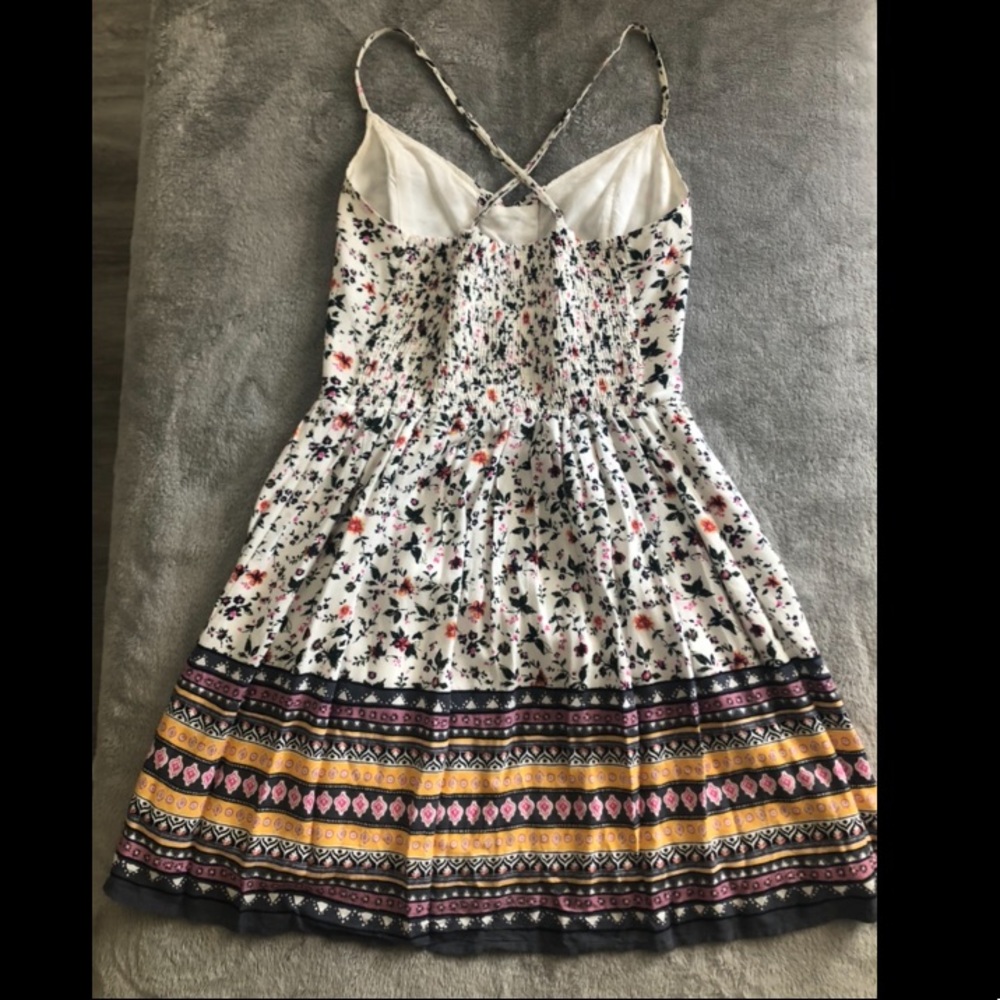 Adorable Sundress - Picture 2 of 2